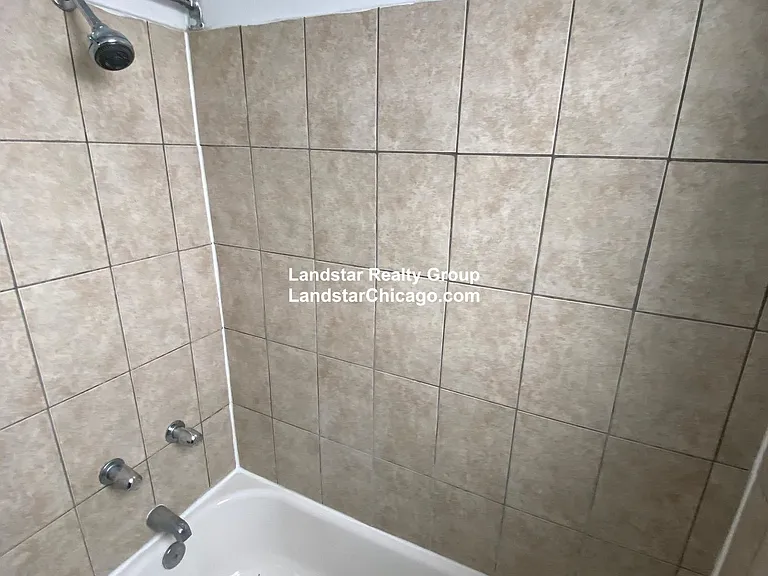 2350 W Touhy Ave #2 — Photo 13