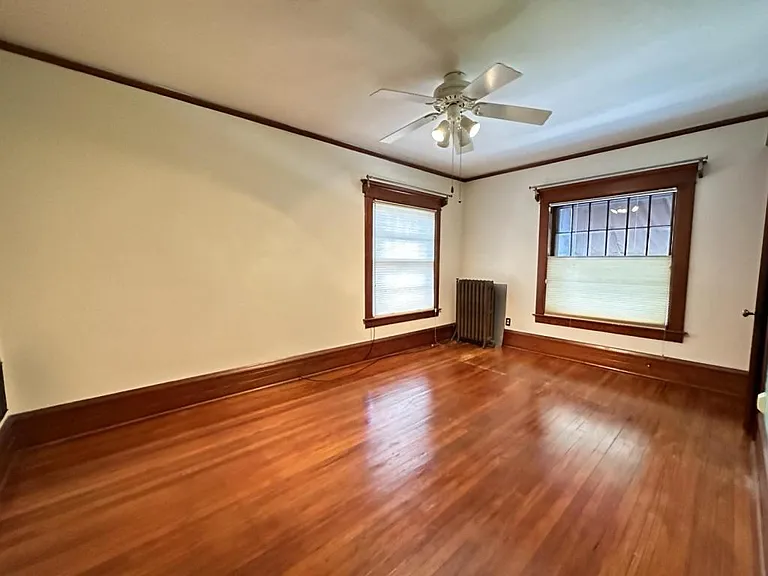 431 N Cherry St — Photo 13