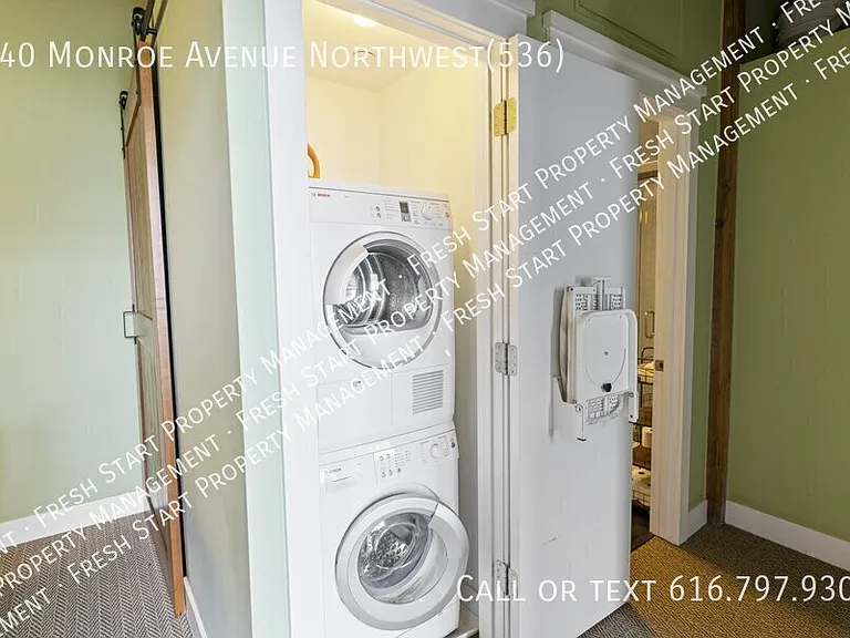 940 Monroe Ave NW #536 — Photo 7
