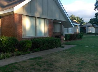 6043 S Lakewood Ave, Tulsa, OK 74136