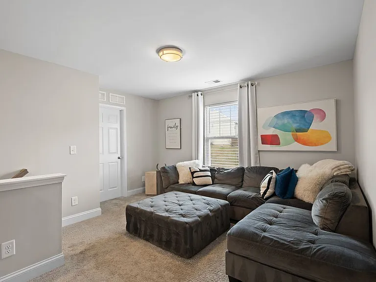 6179 Kilchurn Dr — Photo 11