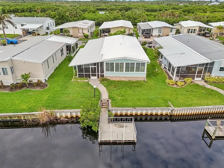 106 Lazy River Rd — Photo 35