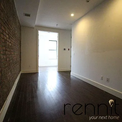Rented by Rennit Inc. | media 35
