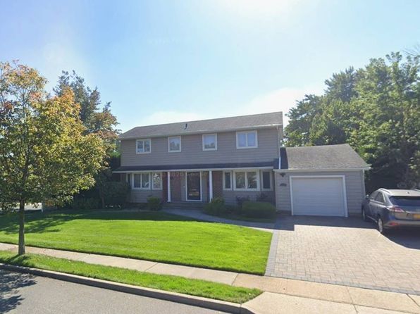 1 Niagara Dr