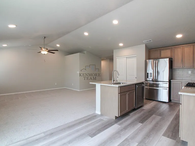 2631 Young Ct — Photo 8
