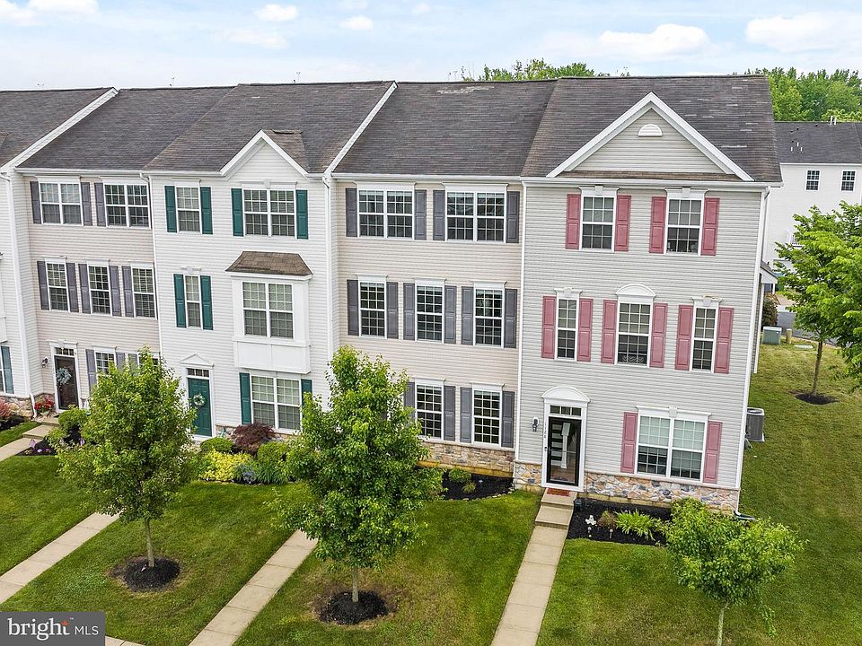 1st image of 1126 Munyon Dr