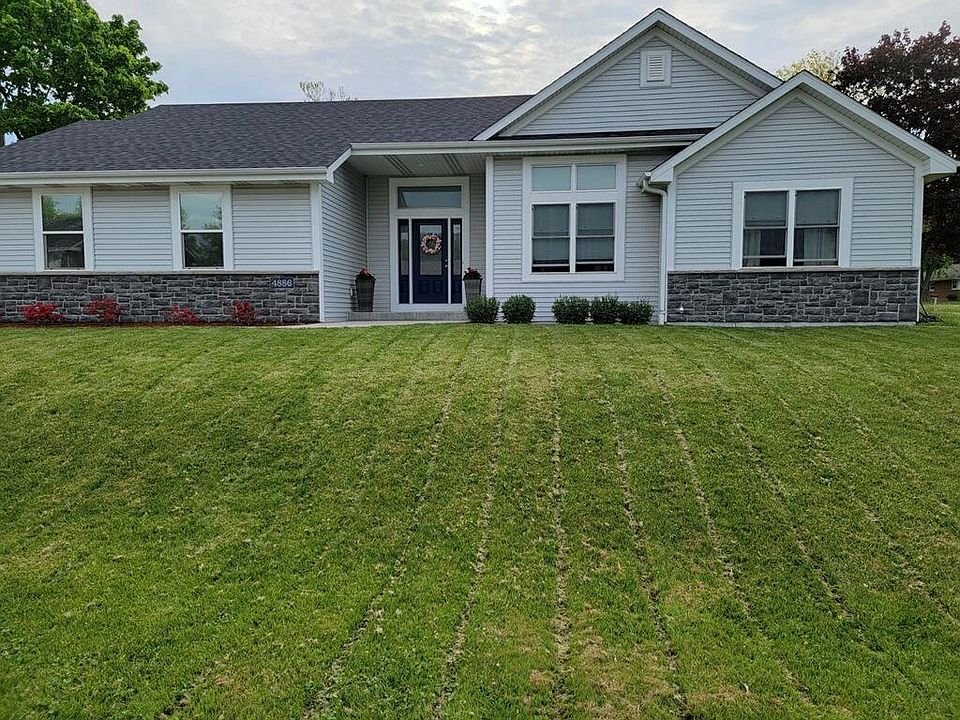 2nd image of 4886 S 72nd St