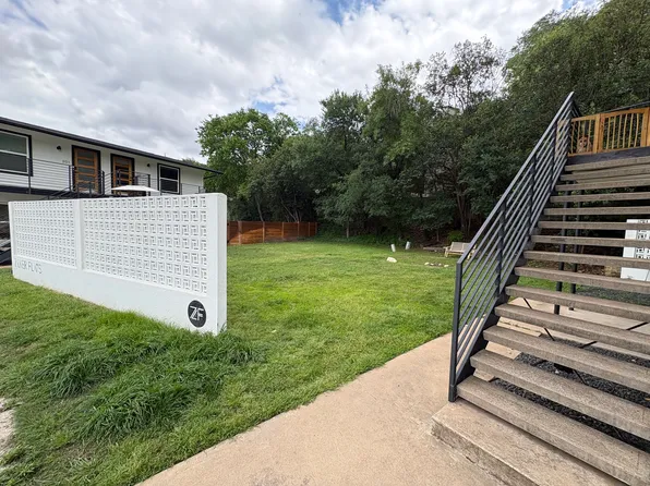 1201 Hollow Creek Dr #202, Austin, TX 78704