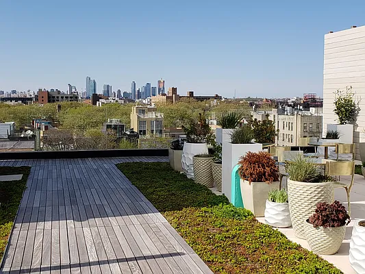 Rented by Lodger Corp | media 26