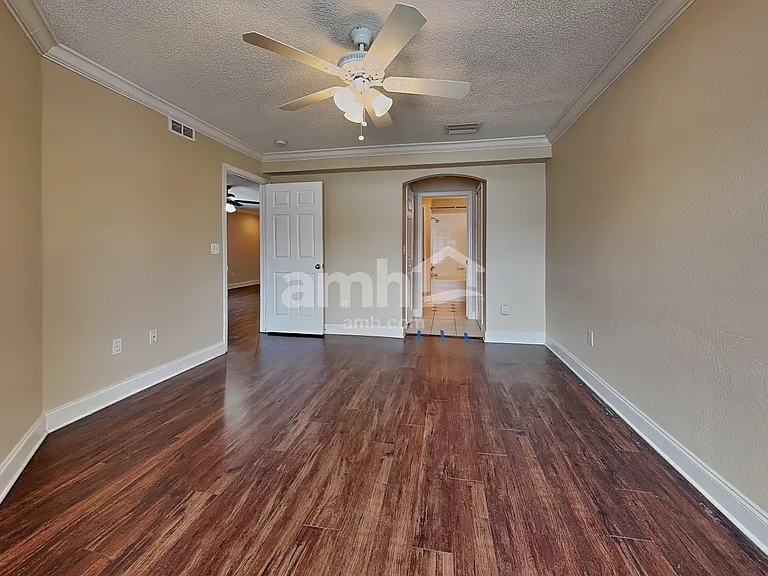 28721 Seashell Ct — Photo 8