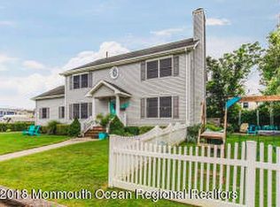4 Cherry St, Monmouth Beach, NJ 07750