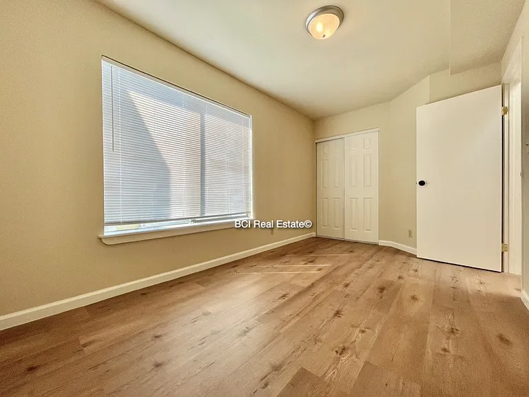 5522A California St #A — Photo 25