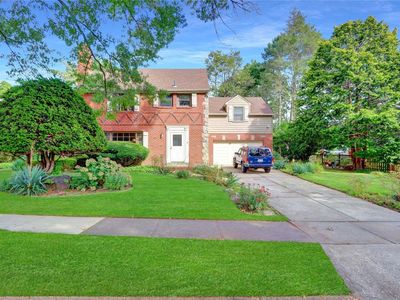 551 Jefferson Street, Westbury, NY, 11590