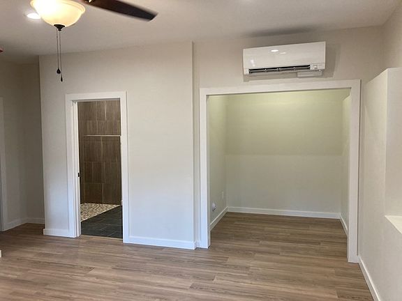 4th image of 128 Kavanah Way #1
