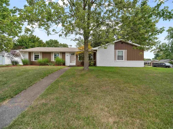 4910 Maple Terrace Pkwy, Fort Wayne, IN 46835