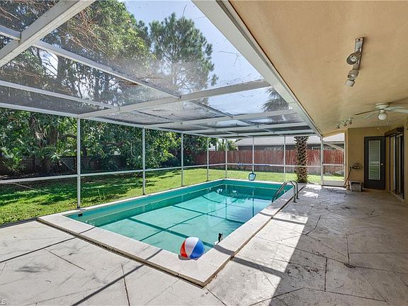 2nd image of 2105 Coral Point Dr