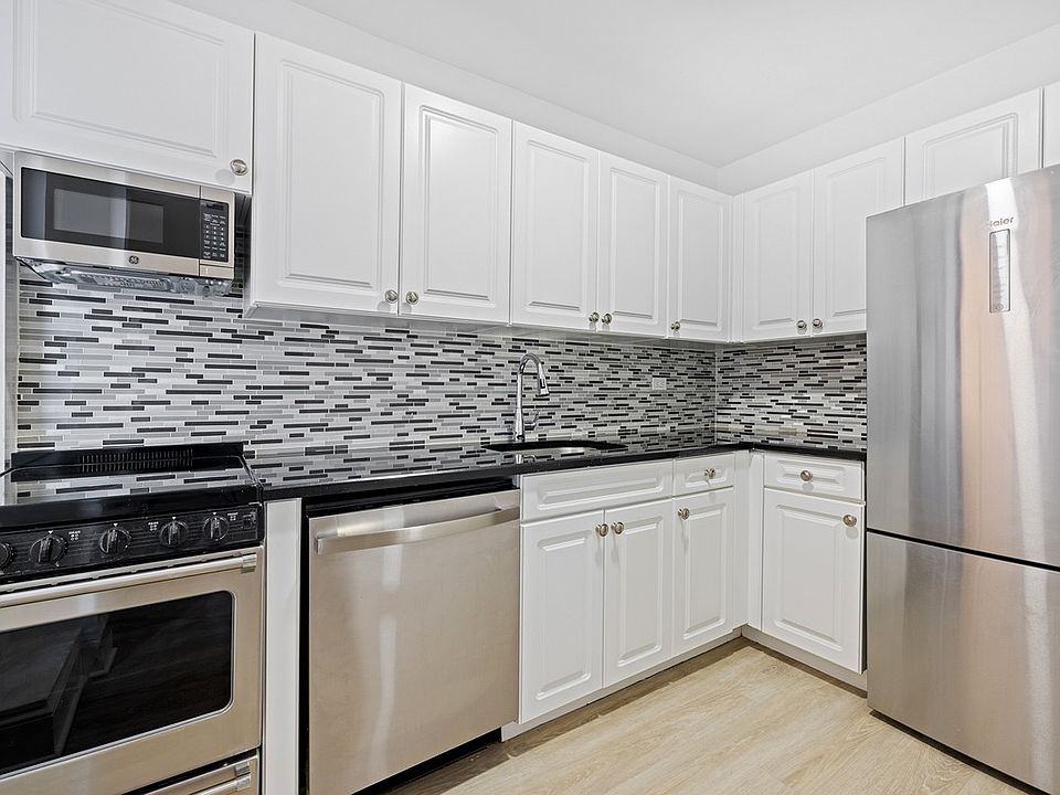 1st image of 50 W 34th St APT 20C3