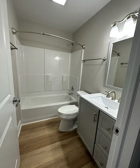 3074 Maiden Ln — Photo 44