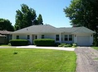 1610 W Lincoln Way, Marshalltown, IA 50158