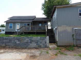 701 Spring St, Philadelphia, TN 37846