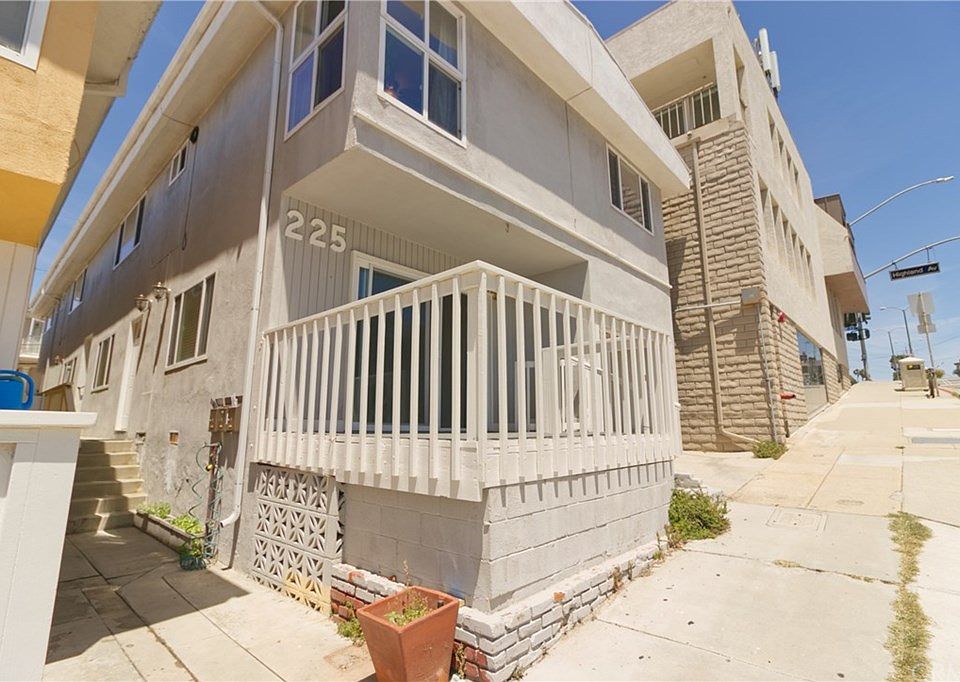 1st image of 225 Rosecrans Ave APT 1