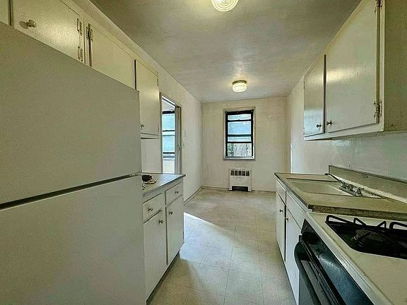 3rd image of 143-36 Barclay Ave #1C