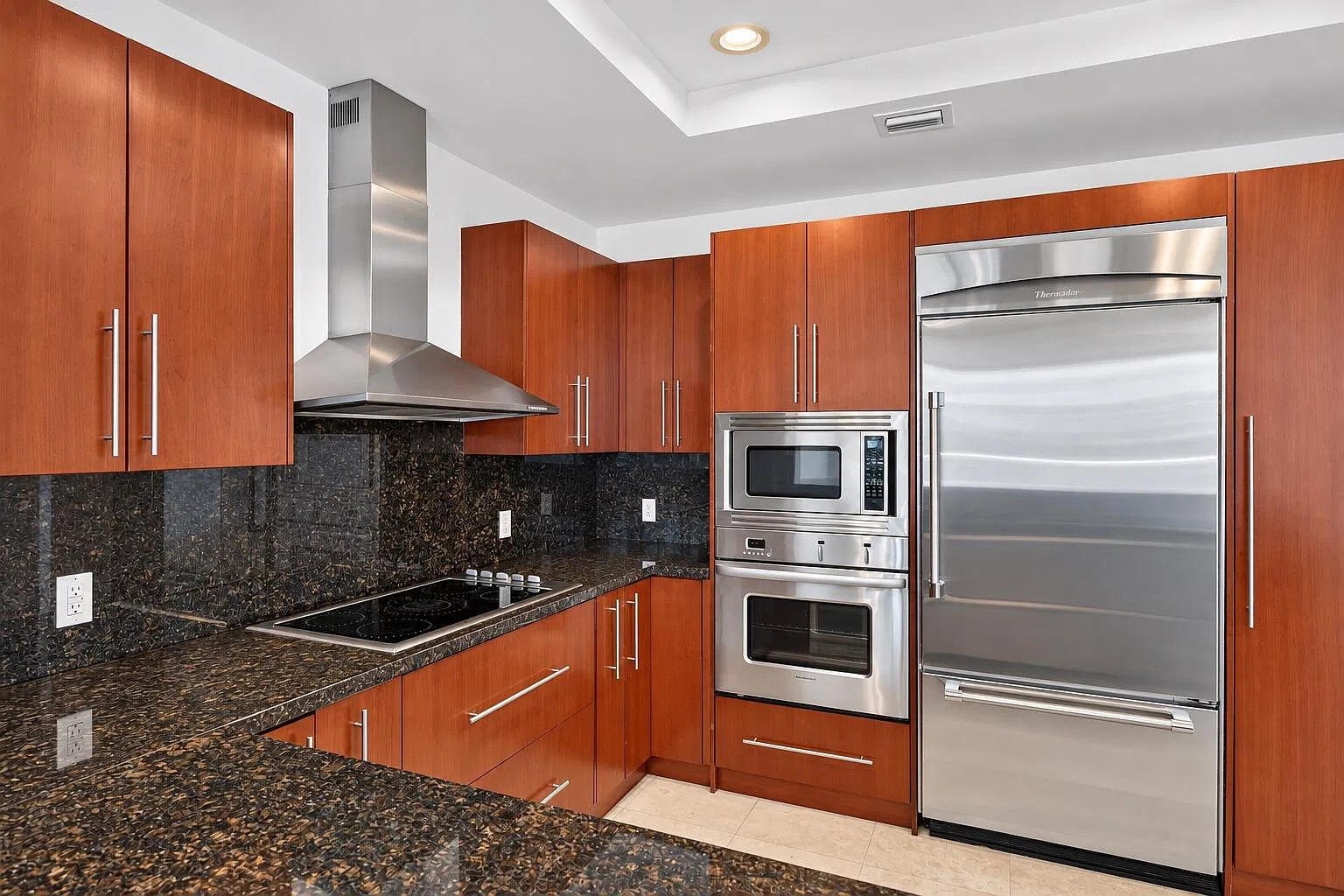1090 NW North River Dr — Photo 4
