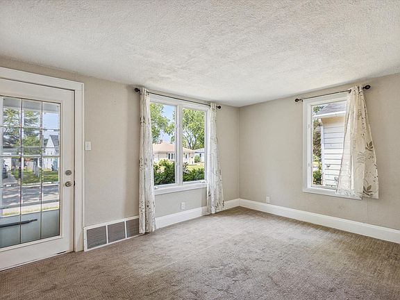5th image of 546 Alrose St