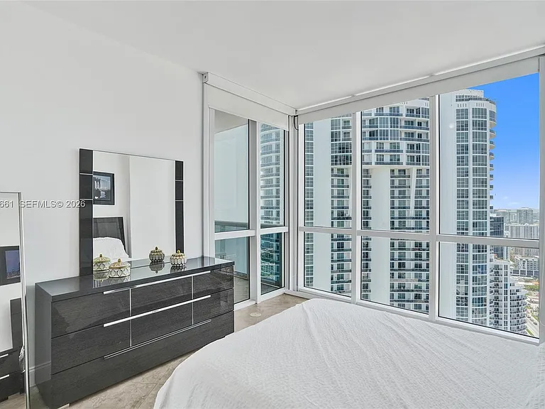 18201 Collins Ave #4705 — Photo 15