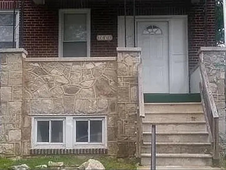 3001 Wolcott Ave — Photo 1