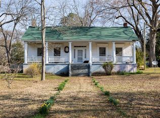 205 W Richland Ave, Greensboro, GA 30642