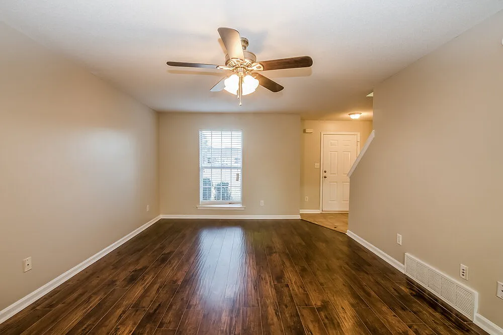 Building Photo - 11625 Leewood Dr