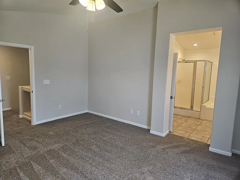 9557 Madsen Glen Ct — Photo 6