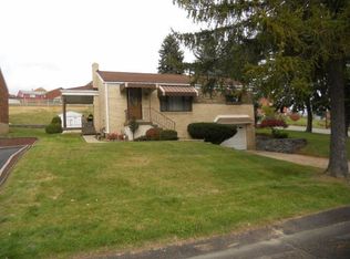 3644 Pinewood Dr, Homestead, PA