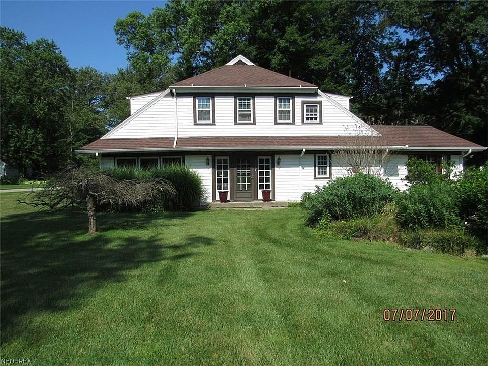 Welcome Home to 1664 Heather Rd.