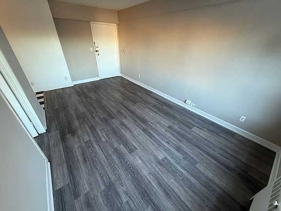 4th image of 1653 N Prospect Ave #216