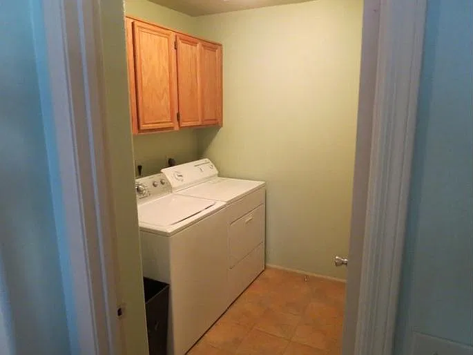 7711 W Behrend Drive — Photo 3