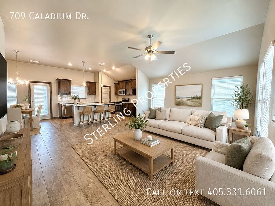 1st image of 709 Caladium Dr