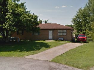 111 Overlook Ct, Danville, KY 40422