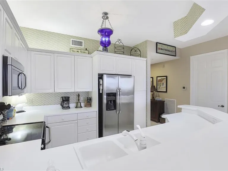 400 Flagship Dr #505 — Photo 8