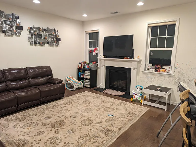 135 Savoth Ln — Photo 6