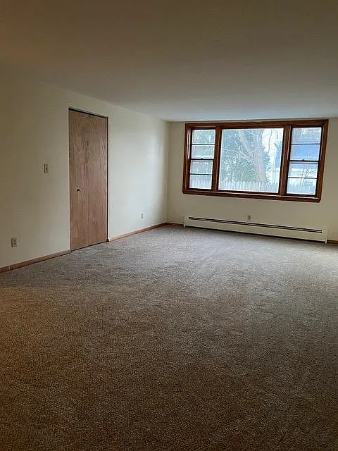 2 bed, 1.5 bath, 1200 sqft, $1,500 — Photo 3