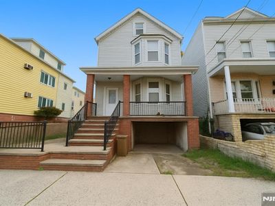 20 E 31st Street, Bayonne, NJ, 07002