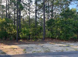 115 Fawnwood Dr, West End, NC 27376