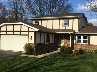 416 Madison Ct, Bowling Green, OH 43402