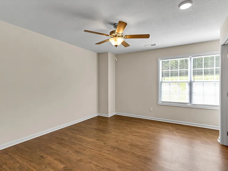 2020 McCleary Rd — Photo 18