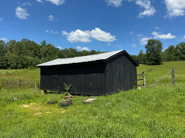 256 Calaboose Rocky Branch Rd, Campton, KY 41301