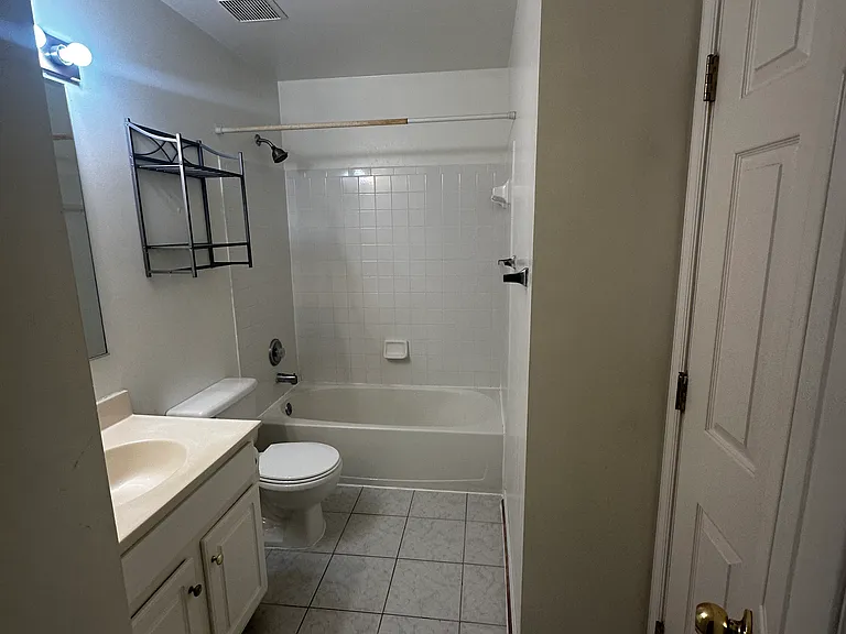 12921 Woodcutter Cir — Photo 19