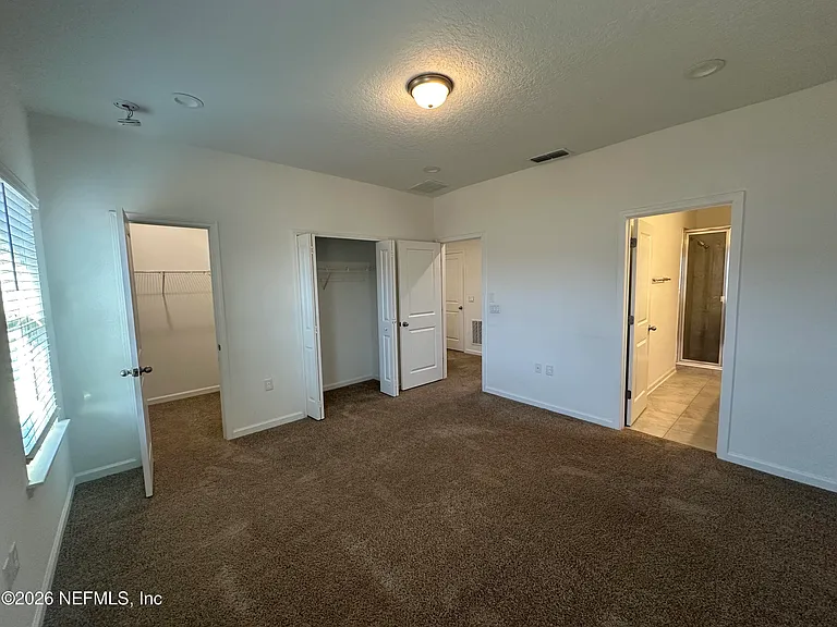 136 Pinebury Ln — Photo 11
