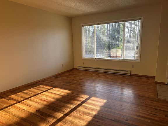 5th image of 4815 SE Railroad Ave #4939